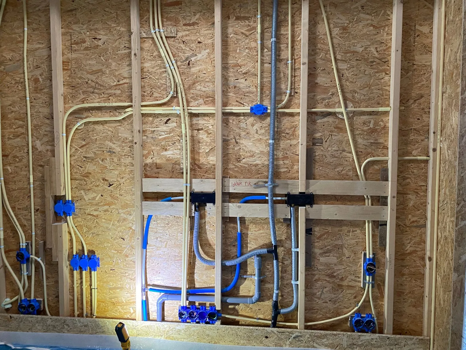 Complete elektra-installatie voor nieuwbouw en renovatie door Donck Elektrotechniek in Mijdrecht